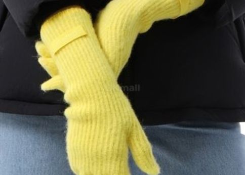 ランキング-ただ巻くだけ、かぶるだけ。JACQUEMUSの冬小物が“即こなれ”の近道