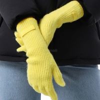 ただ巻くだけ、かぶるだけ。JACQUEMUSの冬小物が“即こなれ”の近道