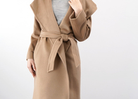 【クリスマスデート】 着膨れしない!華やかさと暖かさを両立するきれいめアウターの選び方