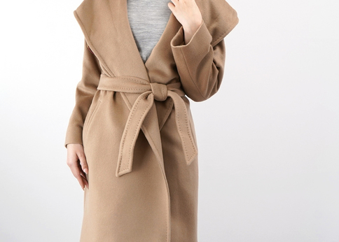 ランキング-【クリスマスデート】 着膨れしない!華やかさと暖かさを両立するきれいめアウターの選び方