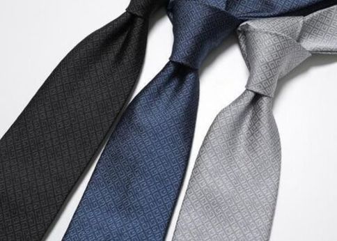 ランキング-【1万円台】男性がもらって嬉しい「プレゼント」おすすめハイブランド図鑑!-選び方や人気商品もご紹介