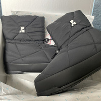 FILA×Rest & Recreationコラボの〈パファーシューズ・ブーツ〉でワンマイルコーデ格上げ!