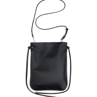 【なぜ世界は今も彼女に夢中?】PHOEBE PHILO(フィービーファイロ)の美学と今手に入れたいアイテム図鑑