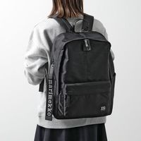 機内持ち込み用の「バッグ」選び方は?おすすめ8選