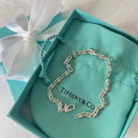 《30代レディース》が選ぶ「ブレスレット」人気ブランド28選!-ハイブランドからお手頃価格のおしゃれなブランドまで一気見!