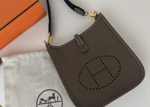 ランキング-ついに!エルメス・エヴリンに新サイズが登場♡その名も「エブリン23」