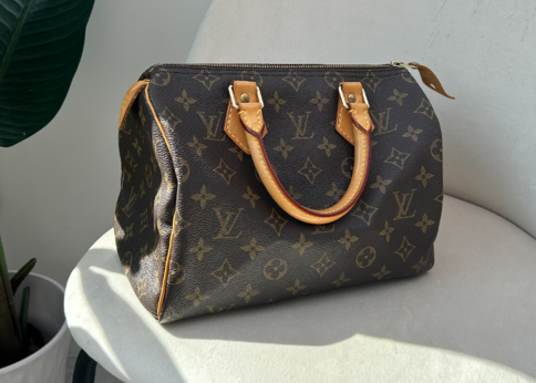 ランキング-「ヴィンテージ」の意味とは?-アンティーク・レトロとの違い、主要分野での定義を徹底解説