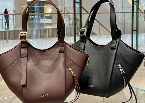 注目の新作バッグは、これが“買い”!】LOEWE(ロエベ)の「ハンモック