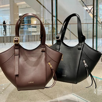 【注目の新作バッグは、これが“買い”!】LOEWE(ロエベ)の「ハンモックフリップ バッグ」