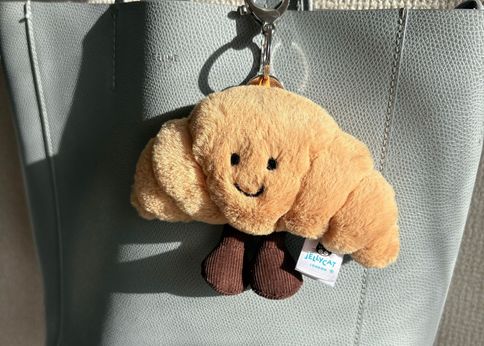 ランキング-大人を夢中にさせるジェリーキャットの〈クロワッサン・チャーム〉はBUYMAで手に入る!