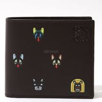 ロエベの個性が光る、渾身のアイテムが登場!【LOEWE × Louis Wain's】が可愛すぎるって♡