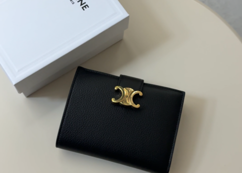 ランキング-【2026年新作】セリーヌの人気財布5選!お財布の使い心地や収納力も徹底解説!