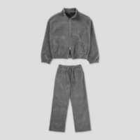 【メンズ】リラックスウェアは“高級”が新常識。家でも外でも着たい「ワンマイルウェア」おすすめ8選