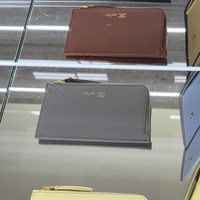 【新生CELINE】今のムードをいちばん気軽に。フラグメントケースから始めたい