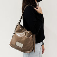 通勤バッグはおしゃれで高見えする韓国ブランドで!注目10選!