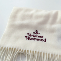 ヴィヴィアンのマフラーで叶う「いつものコーデ」が5倍おしゃれに見える魔法