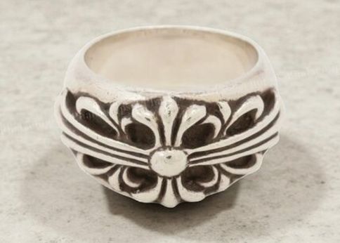 ランキング-なぜ最初はこれなのか? 「ファースト・クロムハーツ」に選ばれる定番リング・ネックレス10選