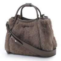 Max Maraの「バッグ」がお手頃で大人レビューに人気上昇!