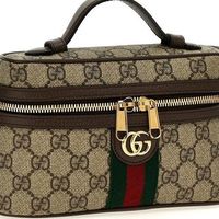 【気分が上がるGUCCI】バニティバッグが可愛く見える理由。ミニとミディアム、どっち?