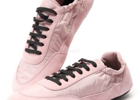 ランキング-【何も予定がなくても♡】バレンタインに身につけたい、ときめきアイテム〜Bottega Veneta、Diorのボウバッグ、SKIMS...etc〜