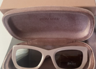 服より効く!?〜MiuMiu(ミュウミュウ)のアイウェアがあれば、どんな服もおしゃれに♡