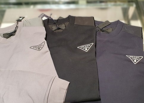 ランキング-【2026年最新版】着ぶくれしない!大人メンズの“細見えトップス”おすすめ10選|失敗しない選び方