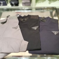 【2026年最新版】着ぶくれしない!大人メンズの“細見えトップス”おすすめ10選|失敗しない選び方