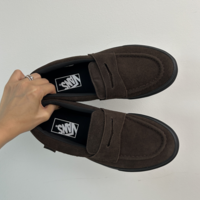 【サイズ感】VANS「スケートローファー」の魅力を徹底研究!