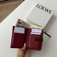 ロエベのお財布は使いにくいって本当?失敗しない選び方やおすすめアイテムを解説♪