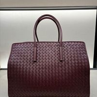 【一生使うトートバッグはこれ!】ボッテガの新作「Barbara」が何年経っても洒落見えする理由