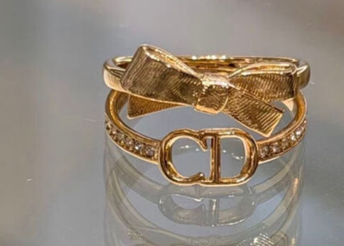 ランキング-ジョナサン手がける【新生ディオール】は、アクセサリーから取り入れよう!