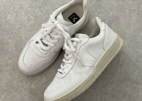 ランキング-パンプスはもう履けない!? 通勤ママの新常識「きれいめ白スニーカー」で、保育園ダッシュもエレガントに