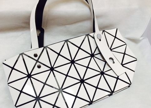 ランキング-ハイブラ好き30代・40代女性が今選ぶ“「身の丈プラスなプチ贅沢バッグ」を大公開!