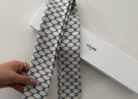 骨格ストレートさんはスカーフで垢抜ける!おしゃれな巻き方を紹介