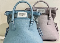 春はパステルカラーの「マルジェラ・バッグ」で胸おどるお出掛けを!《おすすめシリーズ3選》