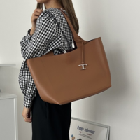 【フォロワーに聞いた!】みんなが欲しい「通勤バッグ・理想条件」大公開!