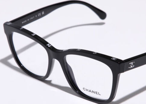 ランキング-【顔形別】似合う「ハイブランドメガネ」を厳選!