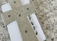 韓国スカルプターの「クロス型・カードケース」はアクセサリー感覚で使える優等生!