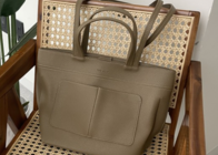 働く女性のリアルな通勤バッグ事情まとめ!本当に欲しいアイテムは?