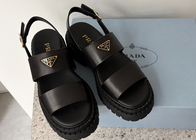 【2026新作サンダル、どれが正解?】PRADAは“軽やかor厚底”で選ぶ