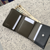 大人メンズのミニ財布は【LOEWEの三つ折り】が最適解!