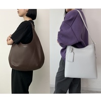 【比較】1万円台から買える! 2大人気バッグ「GIANNI CHIARINI」vs「Charles&Keith」どっちがおすすめ?