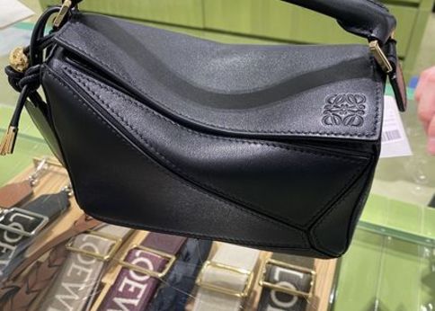ランキング-【LOEWE】軽やかに進化した「パズル」が、今また欲しくなる