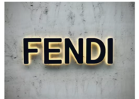 【夏の大本命トート】FENDI「フェンディ ウェイ ラージ」ラフィアが洒落てる!