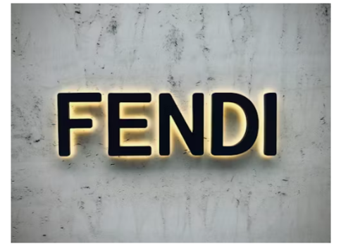 ランキング-【夏の大本命トート】FENDI「フェンディ ウェイ ラージ」ラフィアが洒落てる!
