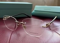 【定番服なのに垢抜けない?】小物で劇的に差をつける大人の簡単格上げテクニック4選