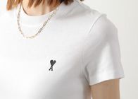大人はロゴ小さめなワンポイントロゴTシャツを選びたい!おすすめ9選!