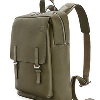 【30代男性】ロエベの「バックパック」は、機能性とデザイン性を両立する究極の逸品3選