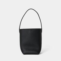 満員電車でもストレスフリー!「肩掛けしやすい通勤バッグ」特集