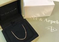 10万円台から!Van Cleef & Arpels「フォルサチェーン」を海外からお取り寄せ!-一生モノの地金ネックレスに♪